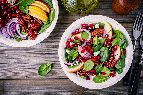 Spinach and Pomegranate Salad